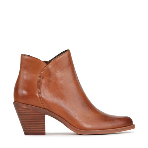 Comfortable Travel Shoes EOS Footwear Women's Cllie Heeled Leather Side Zip Boot in Brandy