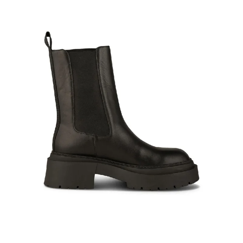 Bid Farewell To The Old Season Naomi Chelsea Boot (Black)