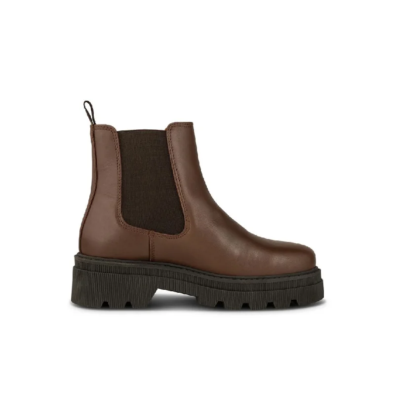 The Latest Fashion Trends Sanna Chelsea Boot