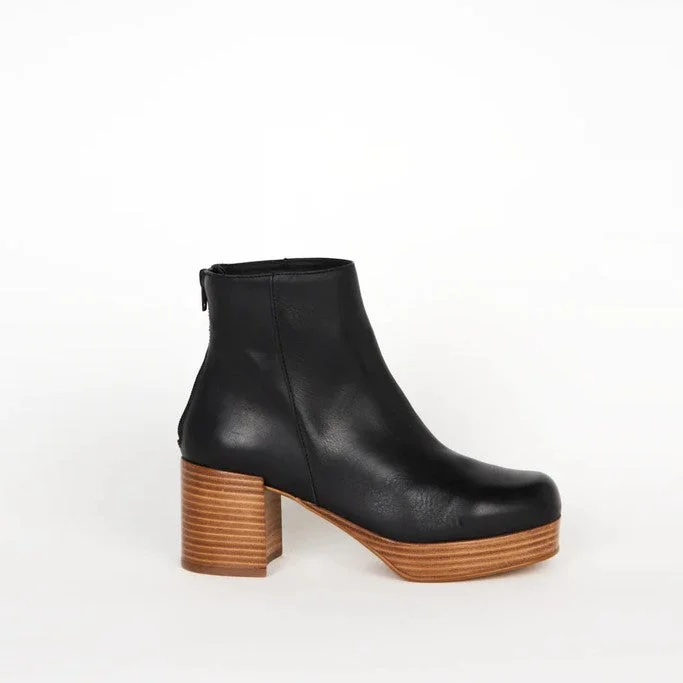 Speed Platform Boot (Black)
